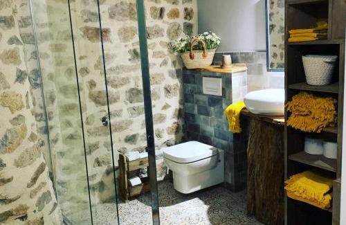 Saint-Bonnet-le-Froid Apartment | Joubarbe Les Herbes de la Saint Jean