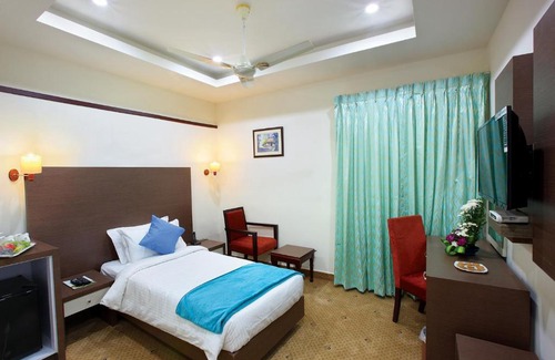 Onamthuruth Hotel | Joyees Residency