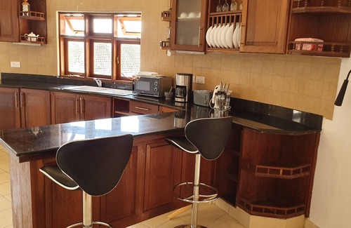 Mombasa Resort | Joys Beach Apartment H2 Serana Road