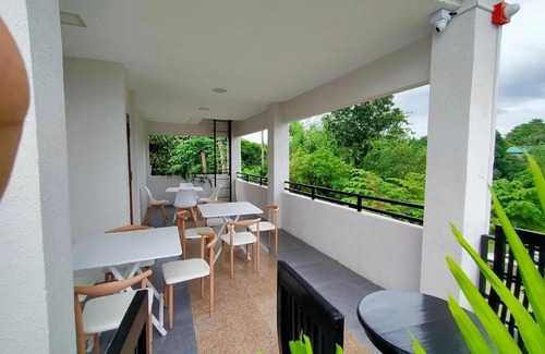 Alcala Hotel | JPrime Traveller's Lodge