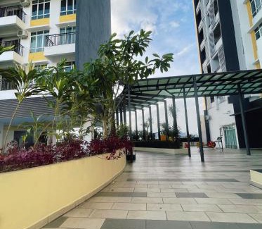 Kampung Kuchai Apartment | JS Ipoh Homestay @ The Majestic Ipoh