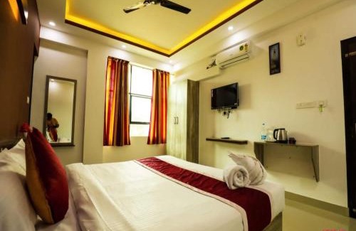 Muttil South Hotel | JTEN Residency