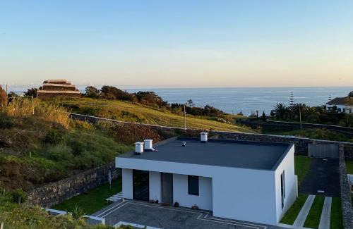 Caloura House | Jubileu 74