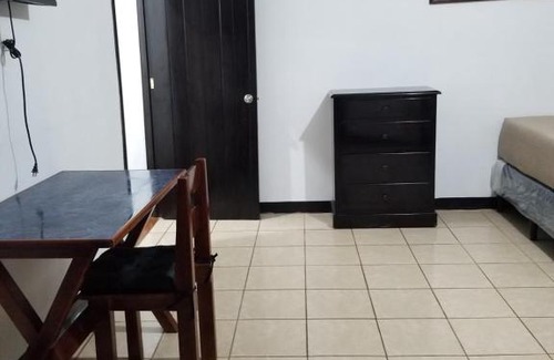 Retalhuleu Bed & Breakfast | Judys Home - Bed and breakfast