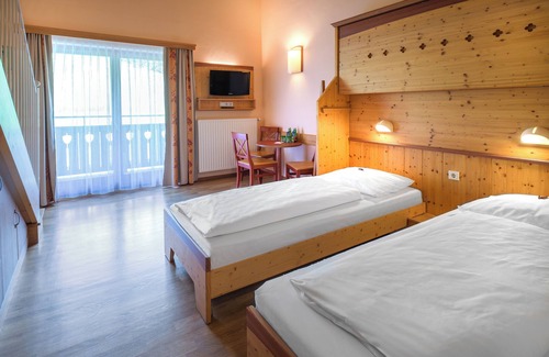 Weissbriach Hotel | JUFA Hotel Gitschtal