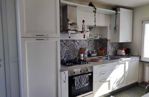 Vernazza Apartment | Jujube House. Cozy accommodation in the Ligurian hills