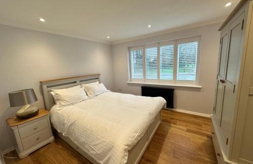 Langton Green Apartment | Jule's Apartment