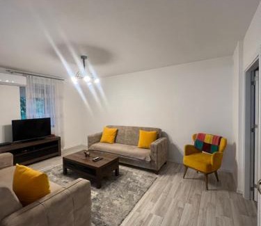 Pejë House | July Apartment