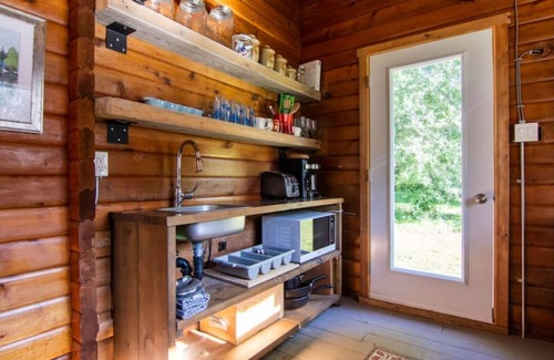 Noyan Ski Chalet | JUMANJI waterfront and Spa