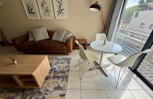 Menlo Park Apartment | Junction 30