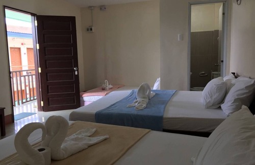 Tawala Bed & Breakfast | Junlyn Apartelle Single Room - Room good for 2nn