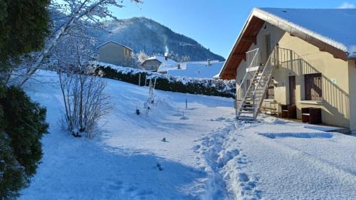 Coyriere Apartment | Jurachic