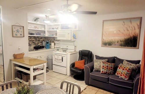North Beach Condo | "Just Beachy" Condo!