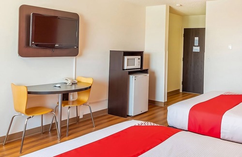 Shelby Hotel | Just What You Were Looking For! 3 Comfortable Units, Pets Allowed