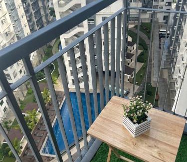 San Bartolome Apartment | JustRelax Staycation at Vine Residences