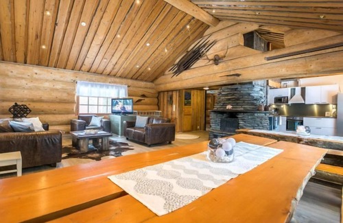 Keuruu House | Juurakkopirtti by Interhome