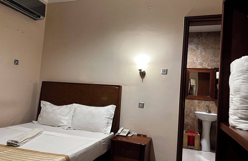 Dar es Salaam Hostel | K27 Premier Backpackers