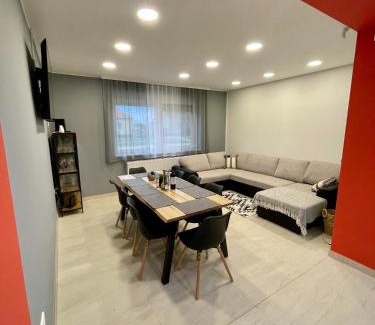 Sarrod Apartment | K71 Guest House