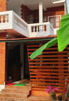 Vaikom House | Kaayalkaatt Homestay