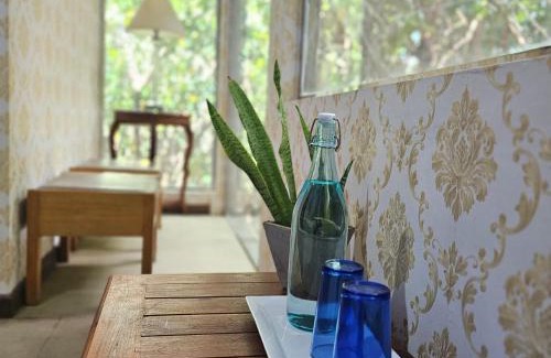 Kalpitiya Hotel | Kadolana Hotel and Restaurant