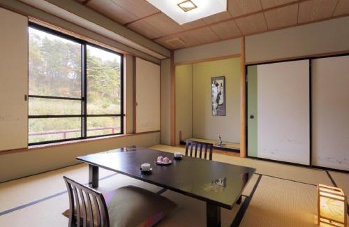 Nihommatsu Hotel | Kagamigaike Hekizantei