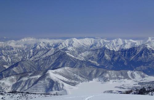 Yuzawa House | Kagura mountain villa HANARE