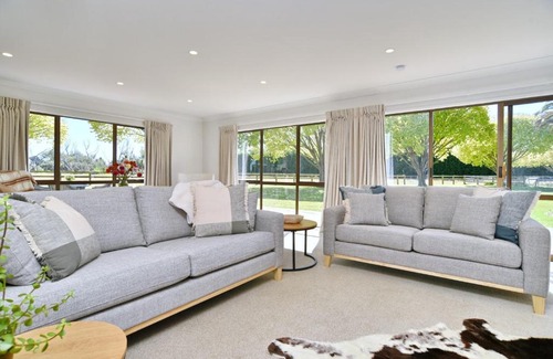 Kaiapoi House | Kaiapoi Lakes - Christchurch Holiday Homes