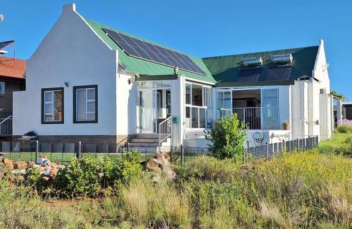 Orania House | Kairos Guesthouse Orania