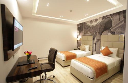 Jasola Hotel | Kaisons Inn (Near Apollo Hospital)