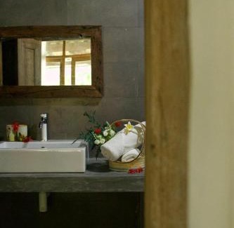 Bangunjiwo House | Kalipura Villa Kasongan
