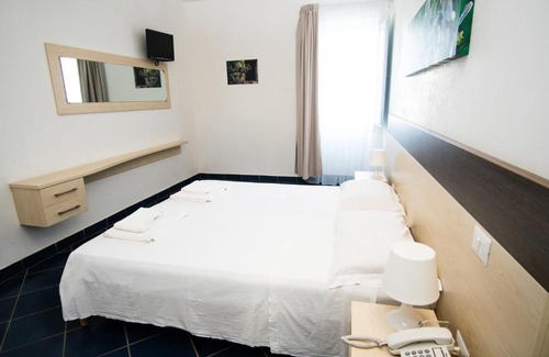 Campomarino di Maruggio Hotel | Kalos Hotel