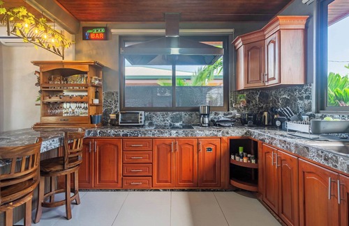 Penas Blancas Villa | Kaluma Sloth Farmstay Villa La Fortuna