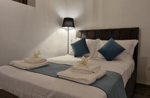 Agios Theodoros Apartment | Kamaroporta Luxury Apartments