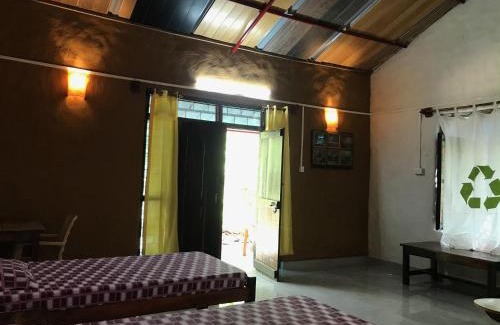 Baihar House | Kamp Kamouflage Kanha