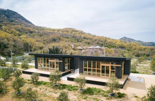 Mitoyo Villa | Kanran