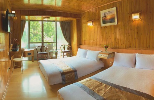 Zhongzheng Hotel | Kao Feng Hotel