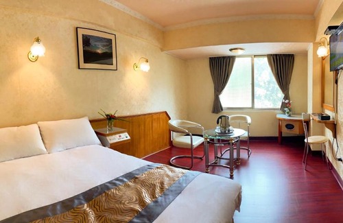 Zhongzheng Hotel | Kao Feng Hotel