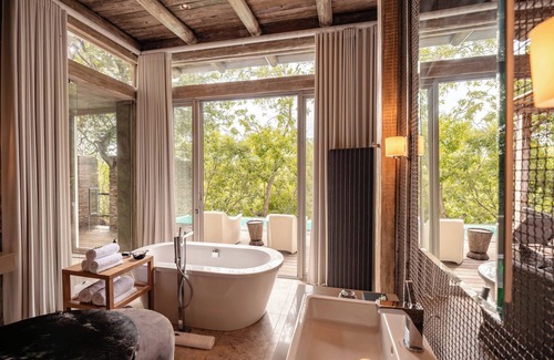 Thorny Bush Game Reserve Cabin | Kapama Karula