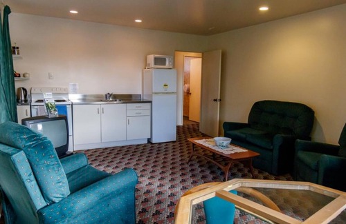 Karamea Hotel | Karamea Hotel