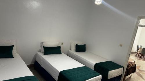 Al Aaroui Apartment | KARAZ Homestay Grand appartement avec rooftop