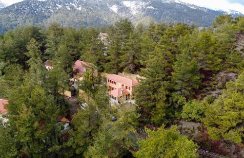 Kyperounta Cabin | Kardama HideAway