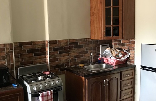 Portmore Apartment | Kardel Vacation Apartments