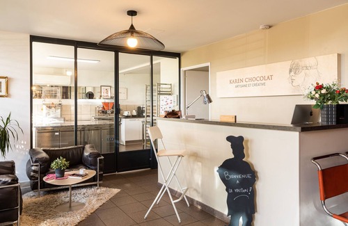 Limonest House | Karen Chocolat's house, relaxation and delicacy 10 km from Lyon!