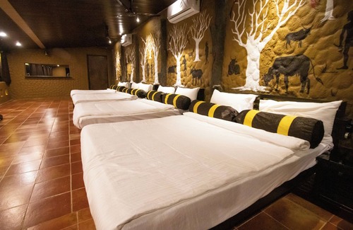 Bhiwapur Hotel | Karhandla Farm and Resort