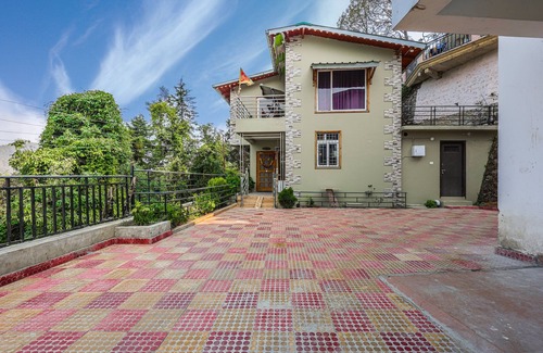 Shyamkhet Villa | Kasbah 3 BHK - Naini Greens Bonfire, Parking, Food, Cook