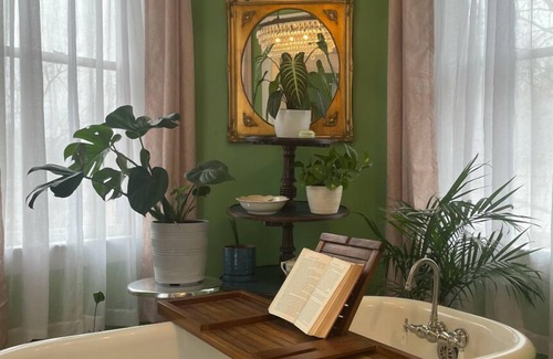 Paola House | Kaskaskia Place