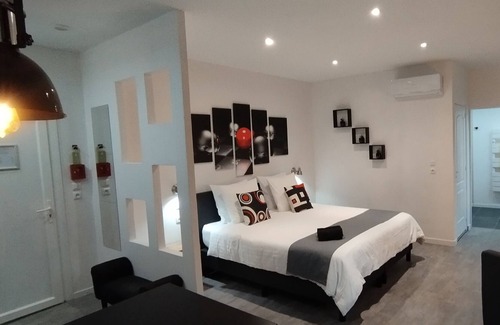 Lyas Bed & Breakfast | Kassanos "La Garenne"