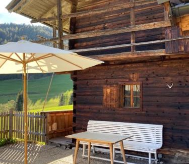 Wildschoenau Ski Chalet | Kastnhäusl Wildschönau - urige Hütte mit Bergblick