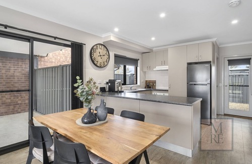 Mansfield House | Katadjen - In the heart of Mansfield