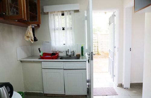 Embakasi House | Kattaa's Quiet & Cozy Home near JKIA